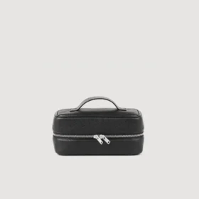 Toiletry bag in grained fabric